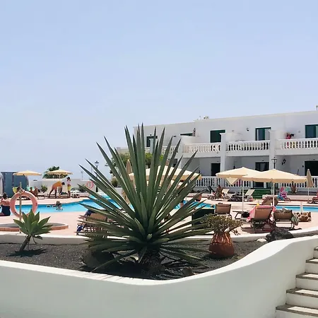 Florencia, With Pool & Wifi In Puerto Del Carmen Apartment Lanzarote Island